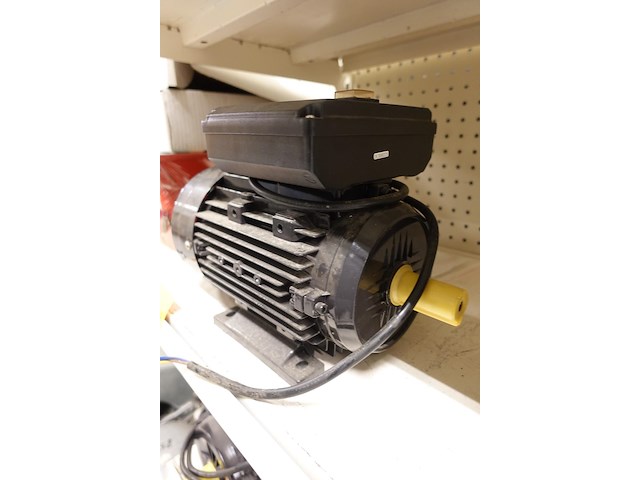 2x elektromotor trx - afbeelding 4 van  6