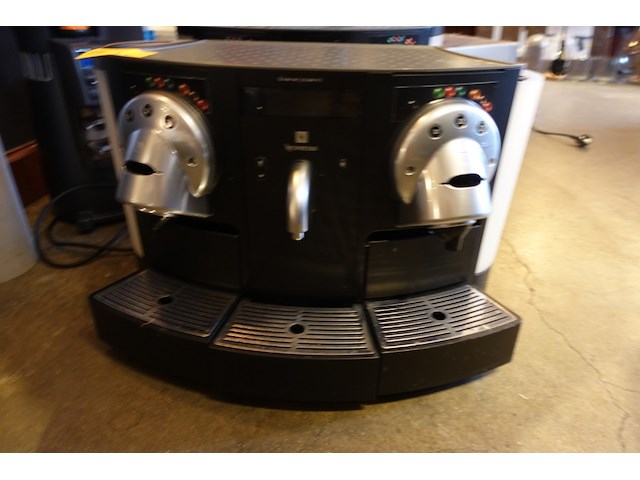2x espressomachine nespresso - afbeelding 2 van  8