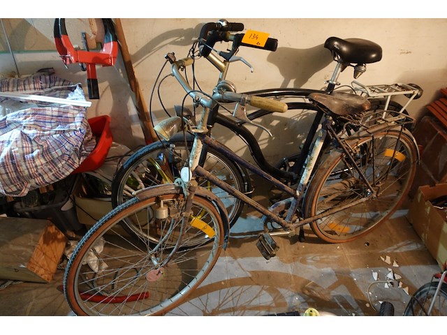 2x fiets - afbeelding 1 van  4
