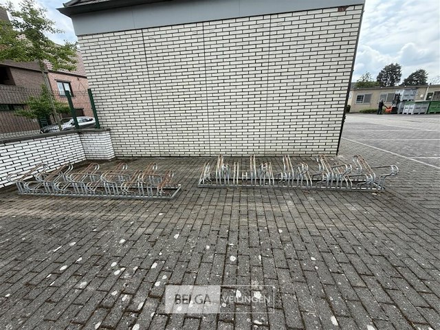 2x fietsenrek - afbeelding 1 van  2