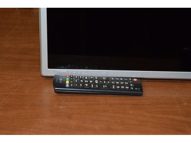 2x flatscreen tv lg - afbeelding 2 van  3