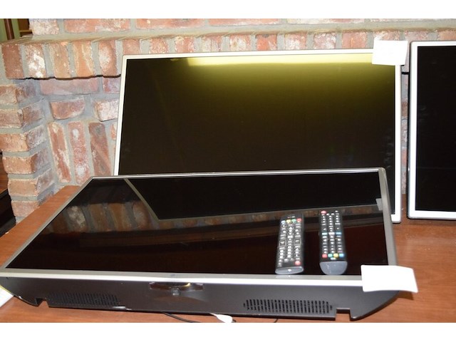 2x flatscreen tv lg - afbeelding 1 van  3
