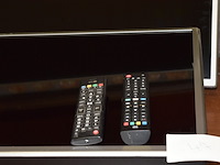 2x flatscreen tv lg - afbeelding 2 van  3
