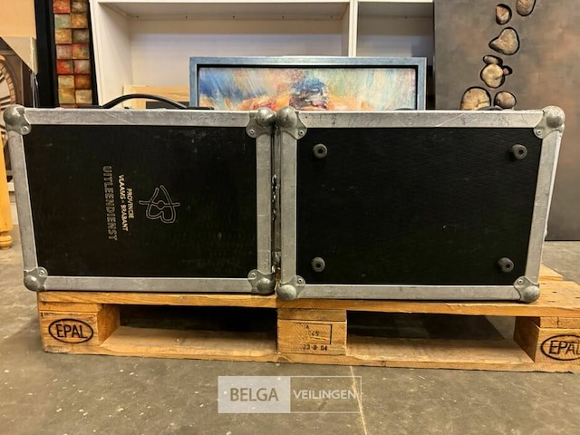 2x flightcase - afbeelding 3 van  7