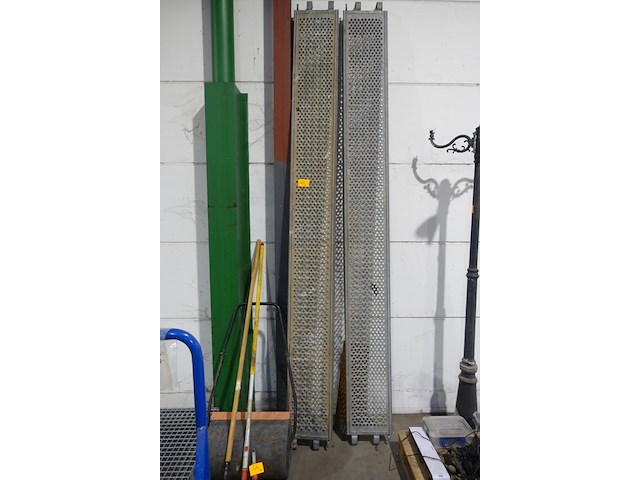 2x galva loopbrug - afbeelding 1 van  1