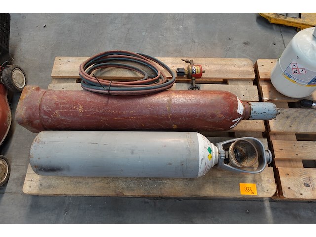 2x gasfles met meter - afbeelding 2 van  7