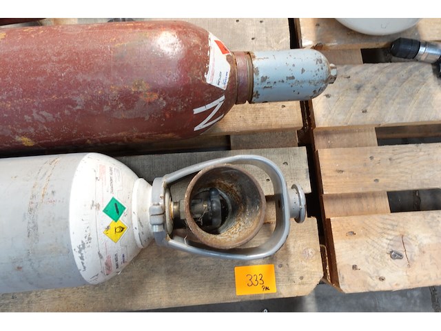 2x gasfles met meter - afbeelding 4 van  7