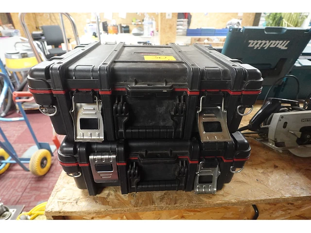2x gereedschapskoffer keter - afbeelding 1 van  8