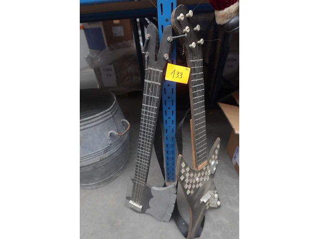 2x gitaar kiss ( decoratie ) - afbeelding 1 van  3