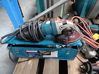 2x haakse slijper makita - afbeelding 1 van  4