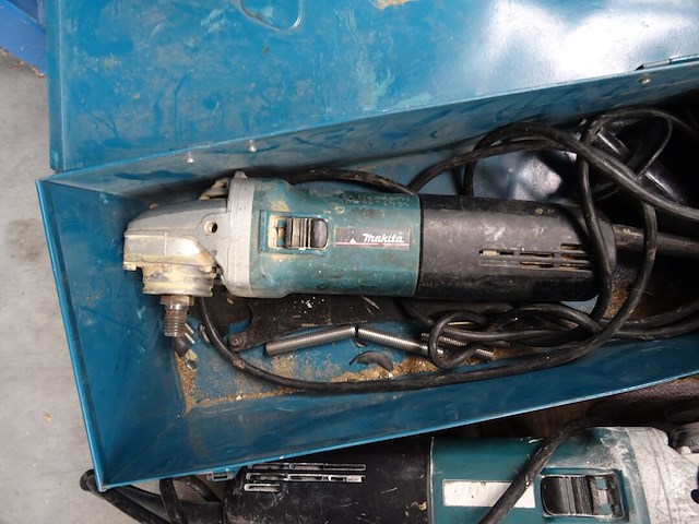 2x haakse slijper makita - afbeelding 3 van  4