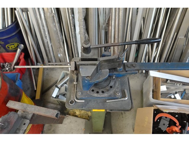 2x handmatige metaalbewerking machine - afbeelding 3 van  9