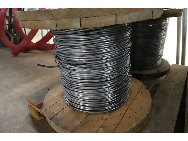 2x haspel met kabel - afbeelding 4 van  5