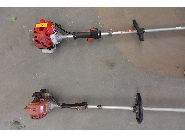 2x heggenschaar maruyama op steel - afbeelding 6 van  6