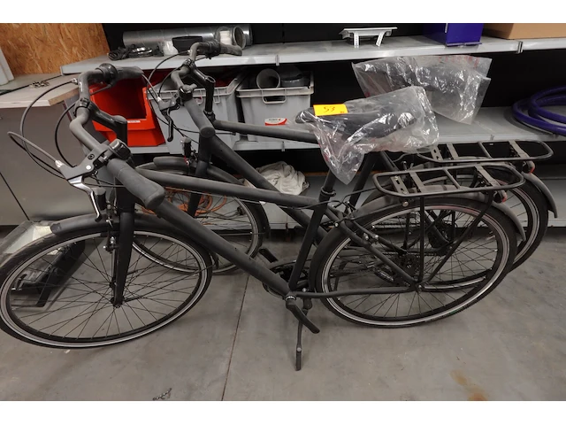 2x herenfiets - afbeelding 1 van  5