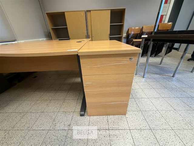 2x hoekbureau - afbeelding 4 van  4