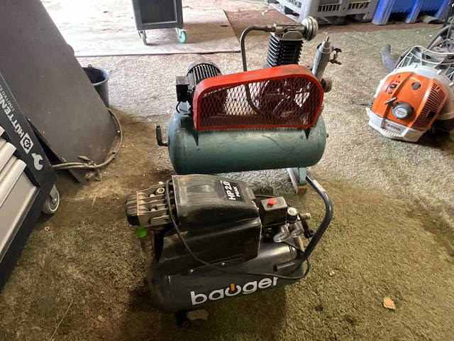 2x hogedrukcompressoren - afbeelding 1 van  6