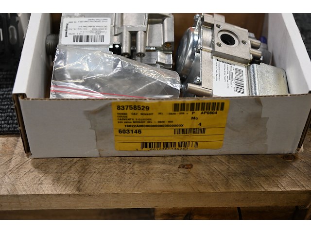 2x honeywell gasventielblok - afbeelding 2 van  4