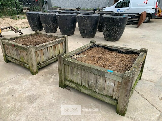 2x houten bloembakken - afbeelding 1 van  2