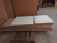 2x houten bok + restpartij diverse houten platen - afbeelding 2 van  13