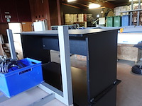 2x houten bureau - afbeelding 2 van  7
