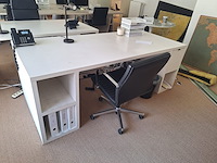 2x houten bureau - afbeelding 2 van  9