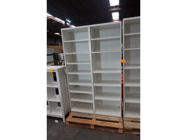 2x houten kast - afbeelding 3 van  4