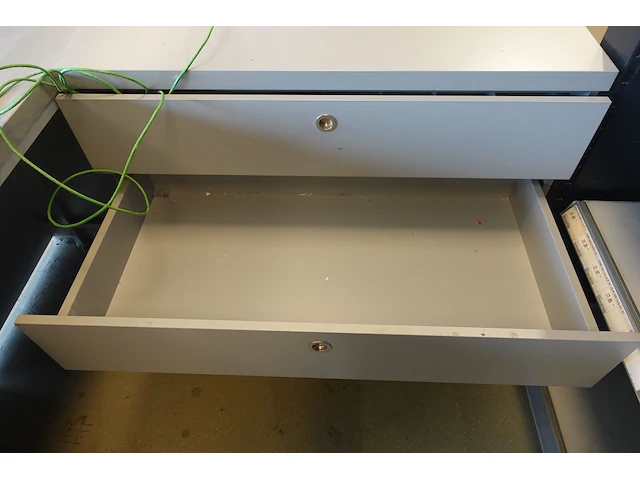 2x houten kast - afbeelding 12 van  13