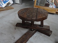 2x houten krukje - afbeelding 2 van  5