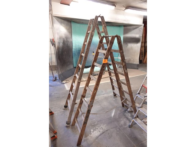 2x houten ladder - afbeelding 1 van  2