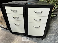 2x houten ladenkastje - afbeelding 1 van  2