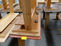 2x houten lessenaar - afbeelding 1 van  2
