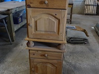 2x houten nachtkastje - afbeelding 1 van  6