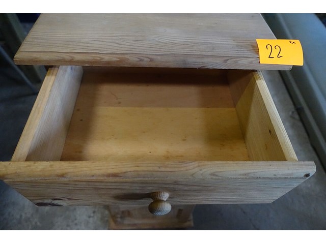 2x houten nachtkastje - afbeelding 5 van  6