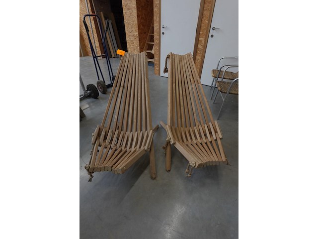2x houten tuinstoel + 2 x stoel - afbeelding 1 van  2