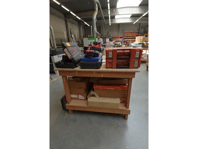 2x houten werktafel - afbeelding 3 van  4