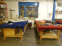 2x houten werktafel - afbeelding 1 van  5