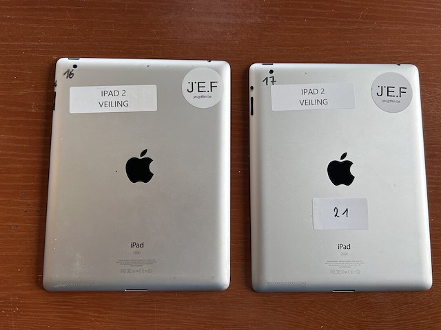 2x i-pad 2 - afbeelding 3 van  3