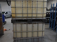 2x ibc container mazout met pomp