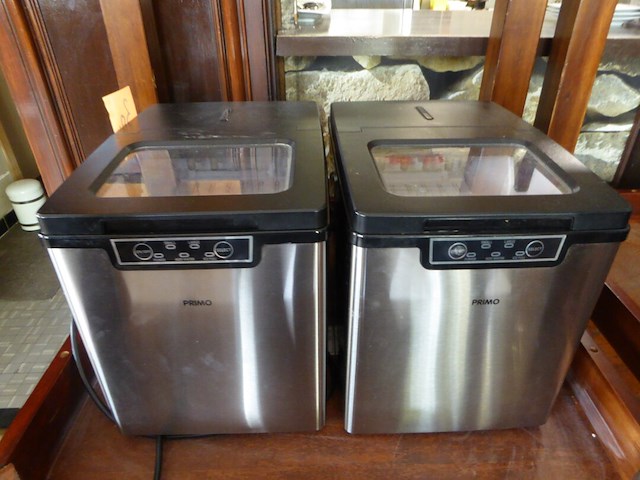 2x ijsmachine - afbeelding 1 van  6