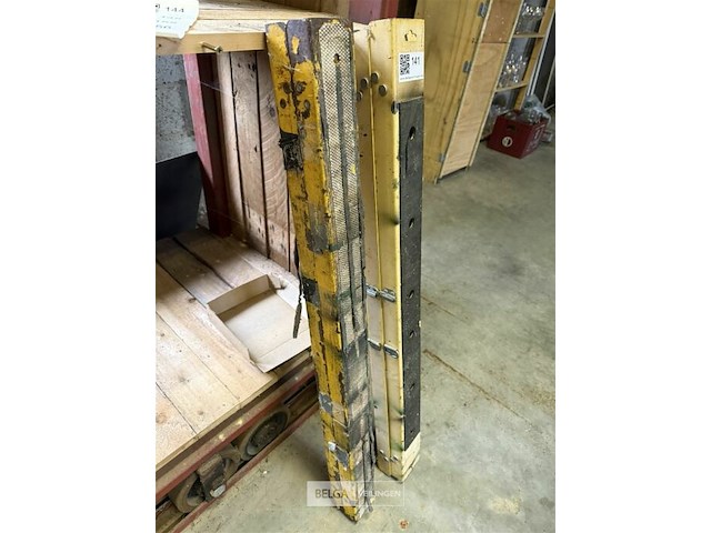 2x ijzeren schragen - afbeelding 2 van  3