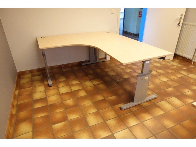 2x inhoud bureau - afbeelding 3 van  10