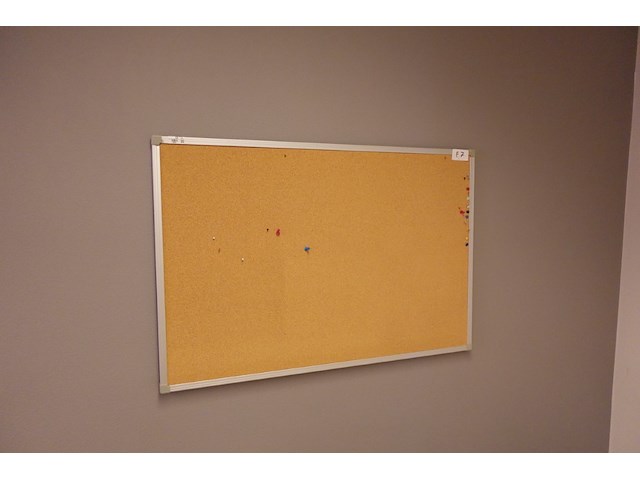 2x inhoud bureau - afbeelding 7 van  10