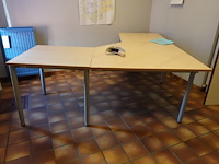 2x inhoud bureau - afbeelding 9 van  10