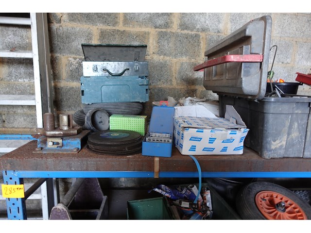 2x inhoud werkbank - afbeelding 7 van  9