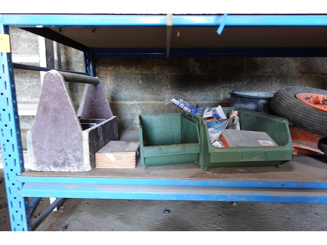 2x inhoud werkbank - afbeelding 8 van  9