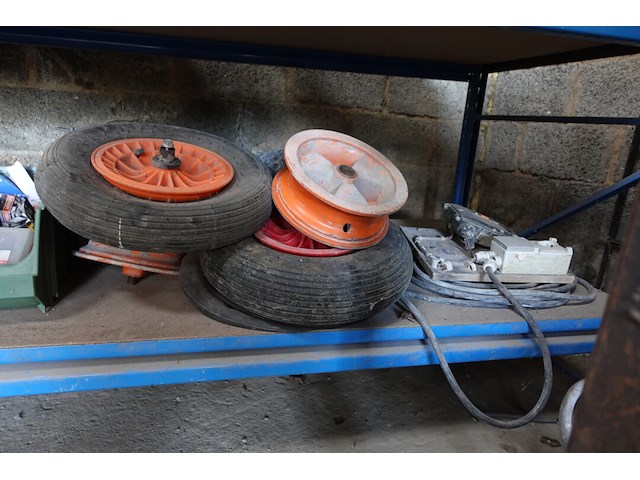 2x inhoud werkbank - afbeelding 9 van  9