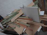 2x inklapbare kunststof palletbox + inhoud - afbeelding 2 van  3