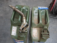 2x jerrycan - afbeelding 3 van  4