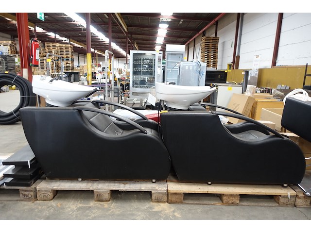 2x kapperstoel - afbeelding 1 van  3